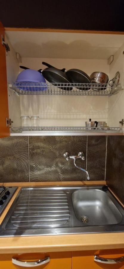 1-Zimmer Appartment In Aprilia Marittima Mit Gemeinschaftspool Buitenkant foto